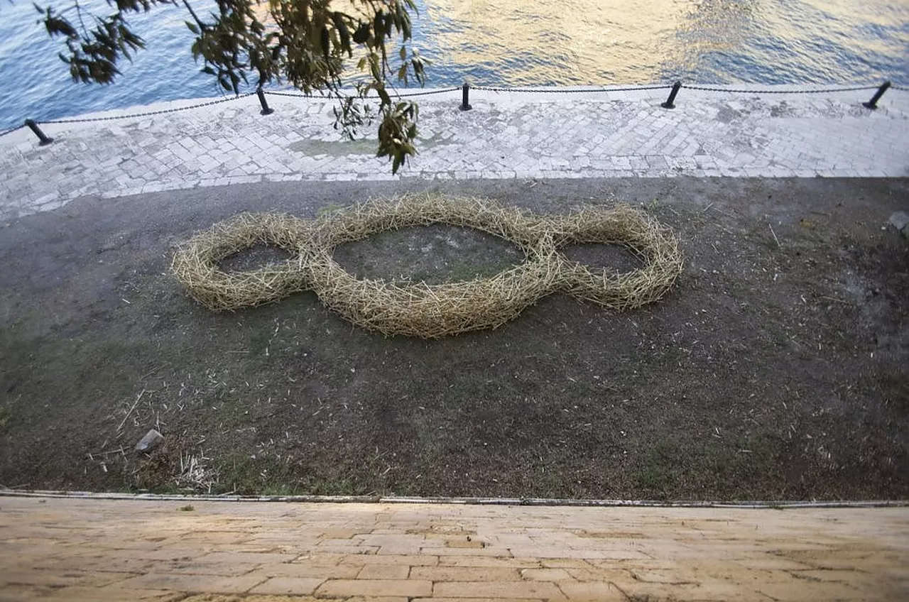 esposizione collettiva con: Michelangelo Piatoletto, Micaela Lattanzio, Claudio Beorchia, Maria Grazia Carriero, Guendalina Salini, Alice Padovani, fabulism