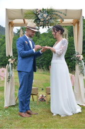 solennthomas-la-brune-et-le-barbu-robe-de-mariage567644.jpeg