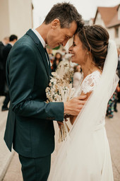 margauxcdric-la-brune-et-le-barbu-robe-de-mariage523161.jpeg