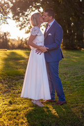 karinealain-la-brune-et-le-barbu-robe-de-mariage898705.jpeg