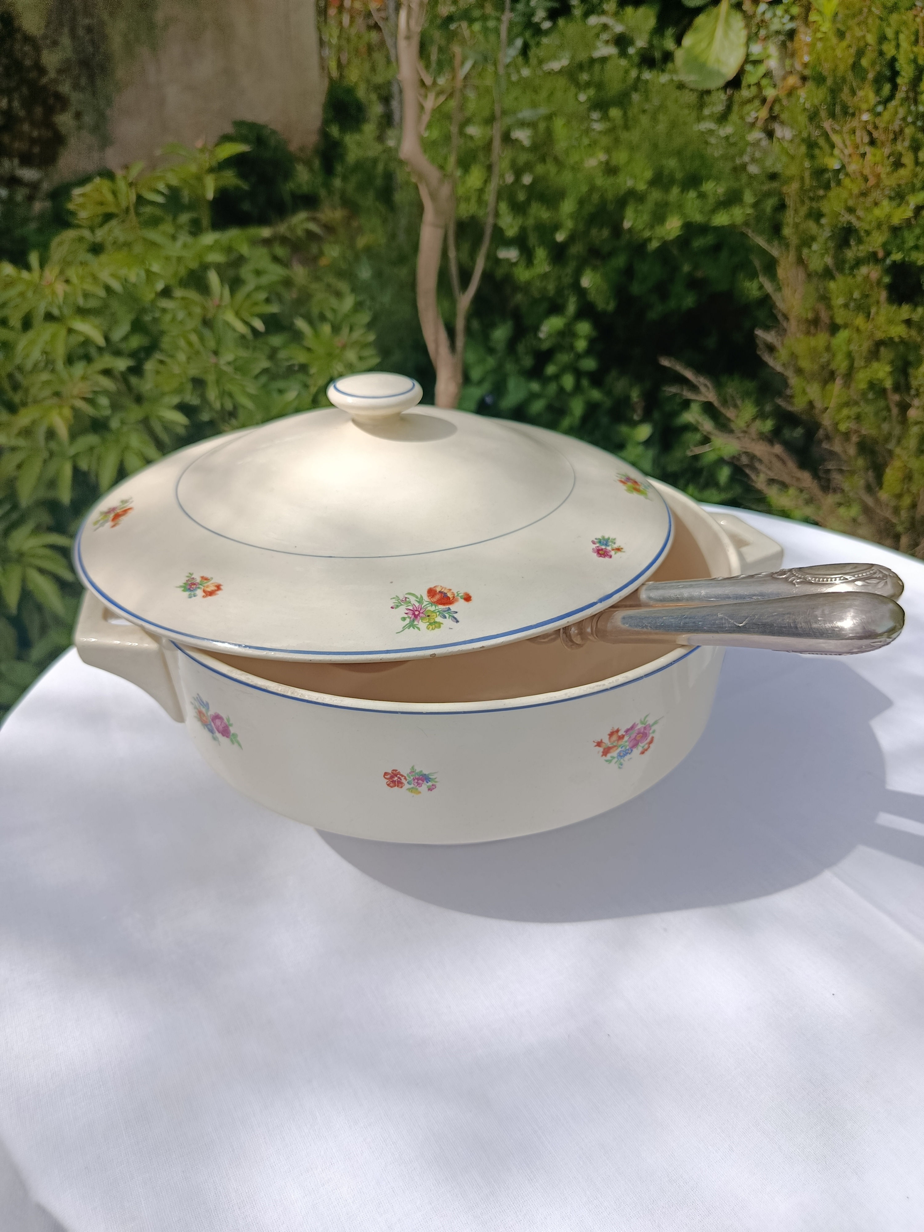 Soupière à fleurs, Lunéville