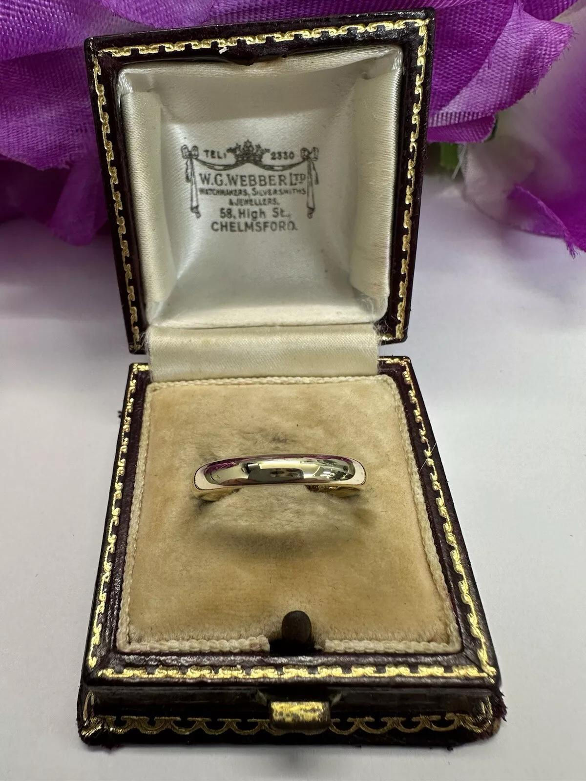 Classic 9ct Hallmarked Yellow Gold Wedding Band 3.1mm