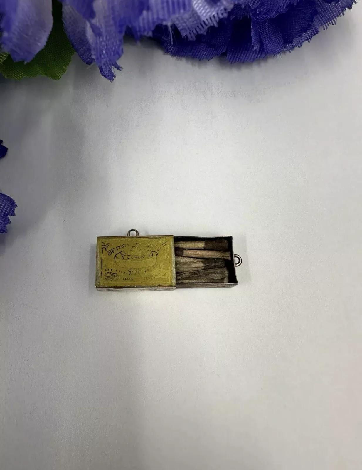 9ct Match Box & Matches Charm