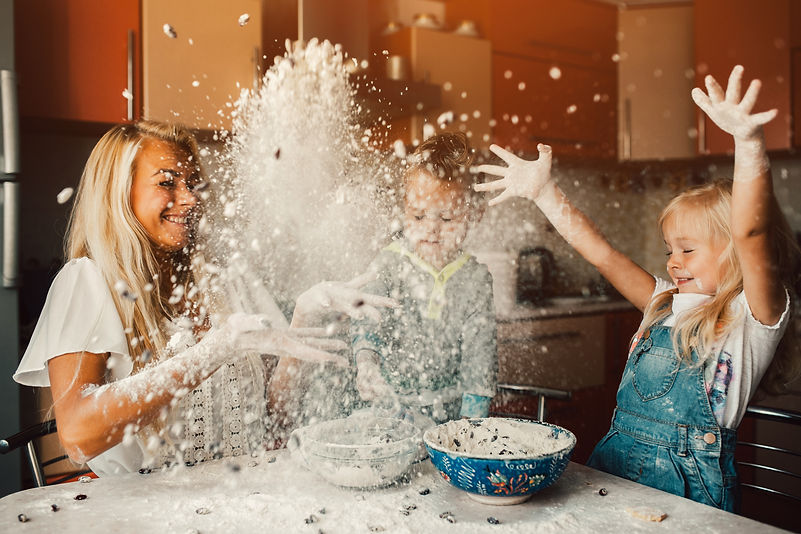 vecteezy_mother-and-children-playing_11355066_395.jpg