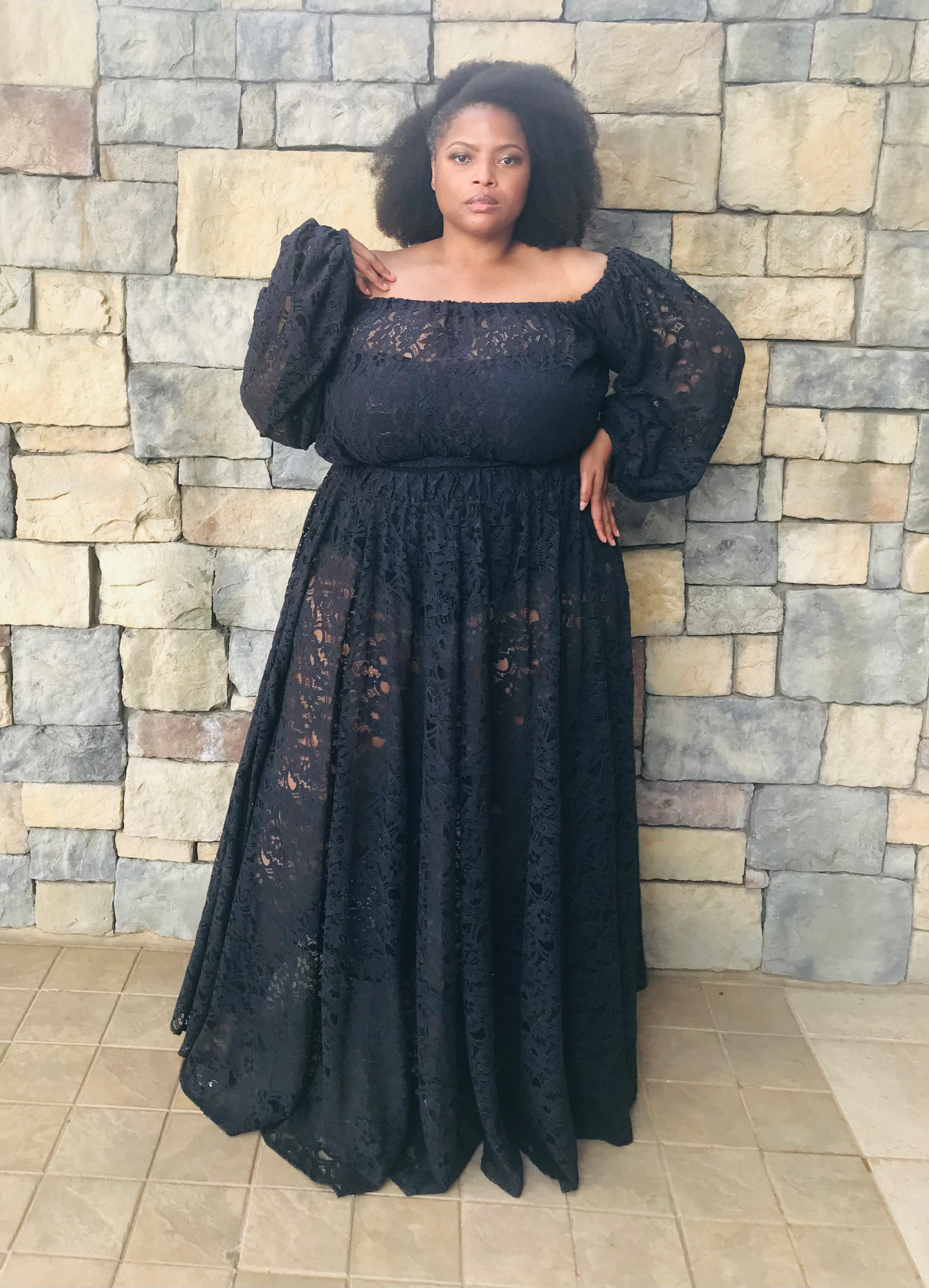 BLACK LACE MAXI SKIRT