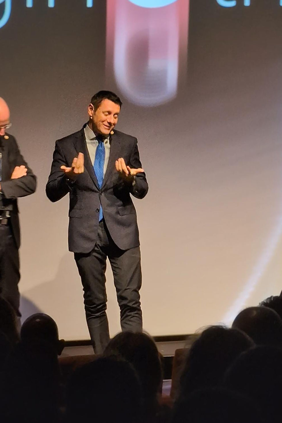 Giambruno durante un evento a Milano