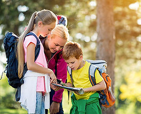 Family-orienteering.jpeg