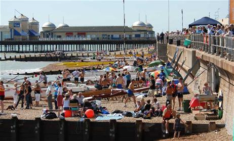 A sunny and well supported regatta!
