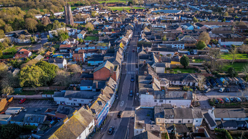 Cullompton Mid Devon – starting point for Exeter and Bristol Airport transfers