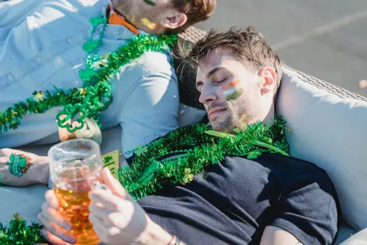 Hypnosis download to stop drinking