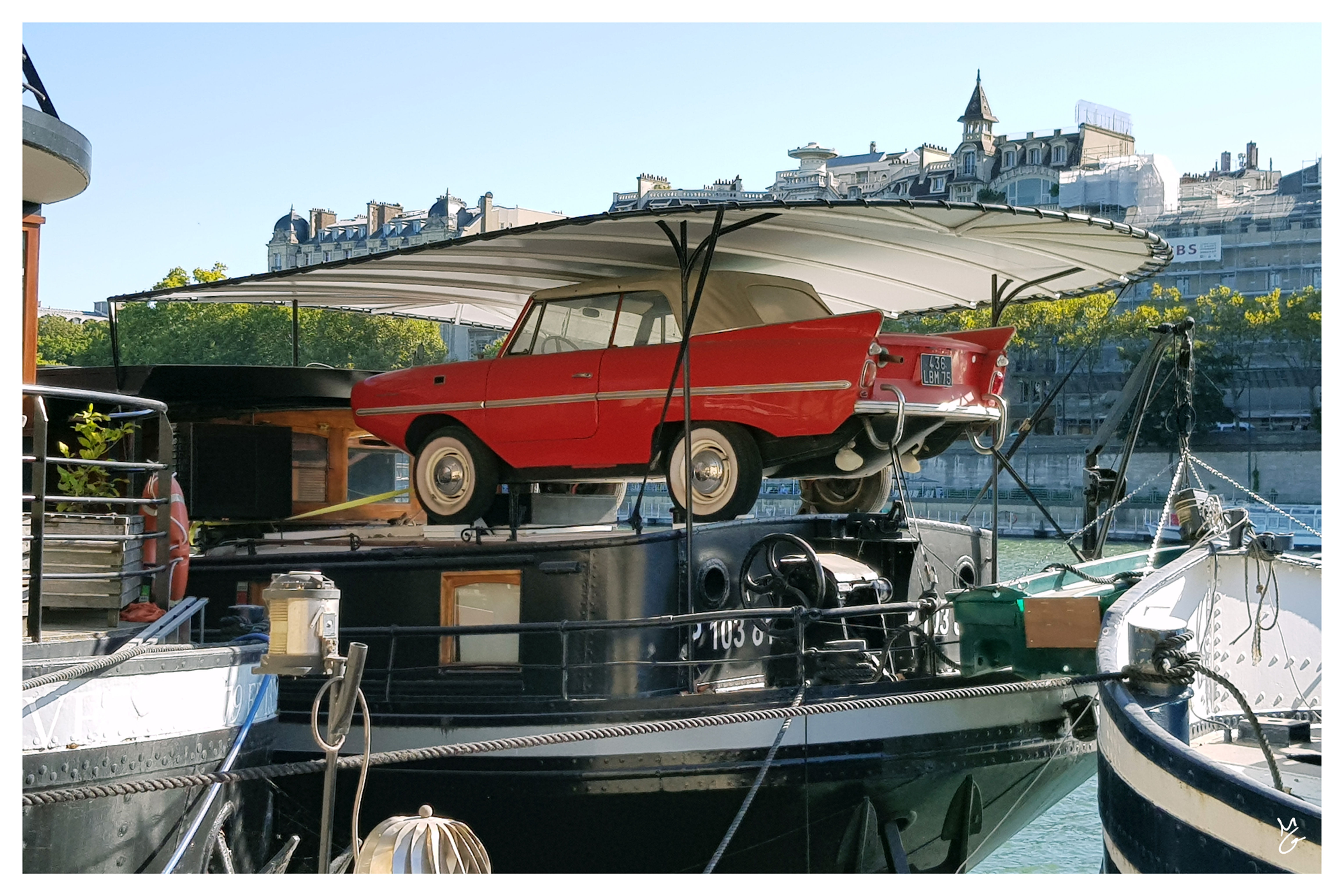 Un dimanche à Paris