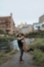 couple embracing in edinburgh