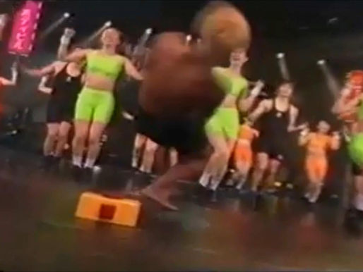 Freestyle Push-Up Extremeフリースタイル腕立て伏せ≒エクストリームスポーツ