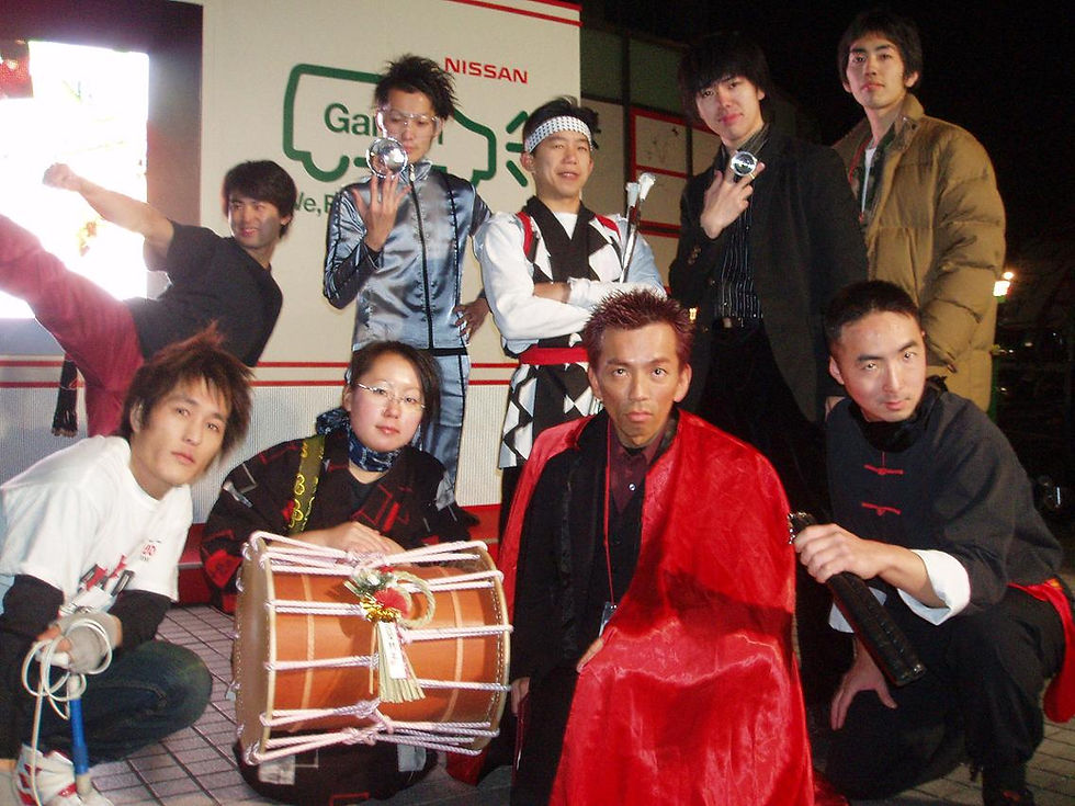 ●HOT FANTASY ODAIBA2006-2007 inフジテレビ 開催期間:2006年12月9日〜2007年1月3日 パフォーマンス場所:7F屋上庭園(日産特設ステージ) 公演日数:16日間66公演 ★超人発掘列伝theパフォーマーズの企画コンテンツが発足してから僅か数か月でビッグイベント出演ロングラン決定の快挙を果たす!これも短期間で一流の肩書と業を持つ超人パフォーマー達を数多く発掘できたことに尽きる!