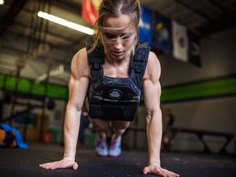 ウエイトジャケット×腕立て伏せで加重トレーニングのメニューとおすすめ効果