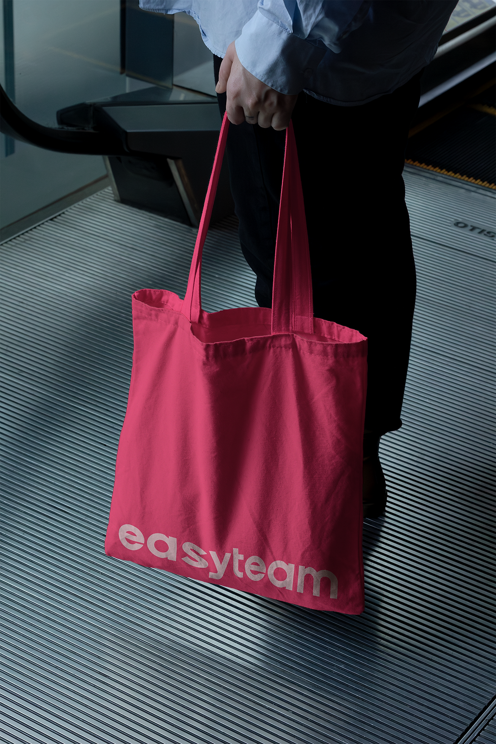 ARTD-C04-Tote Bag-007.png