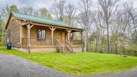 cabin2-1-ext.jpeg