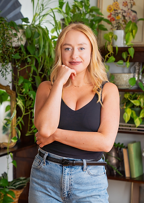 our skin nutritionist posing