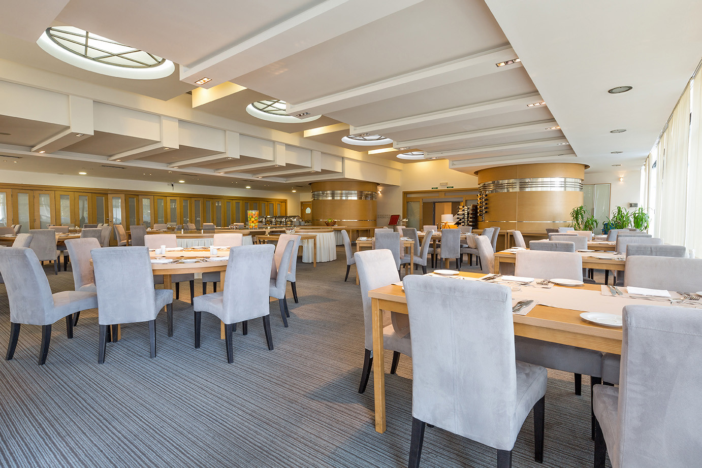 Overnight Upholstery in Winnipeg I Furniture repair I Why Reupholster