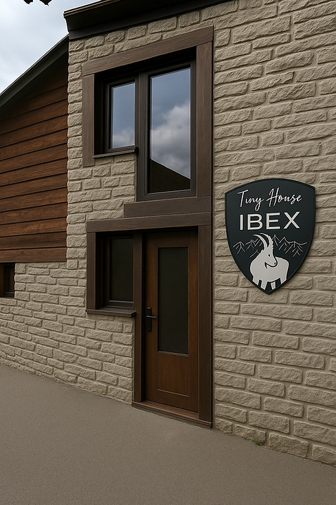 Visualisierung Aussenfassede mit Logo.png