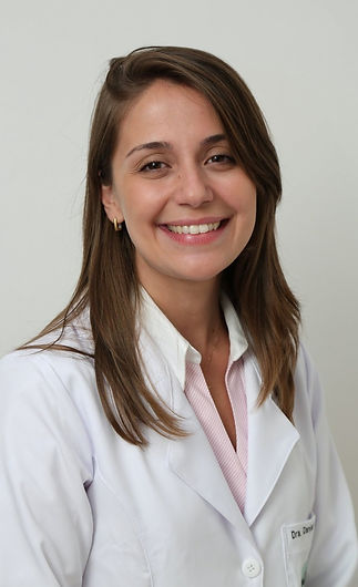 Daniella - Perfil_edited.jpg