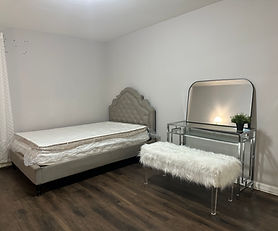 73-71-1A Huge Master Bedroom with huge closet, fully furnished with beautiful furniture, modern livingroom