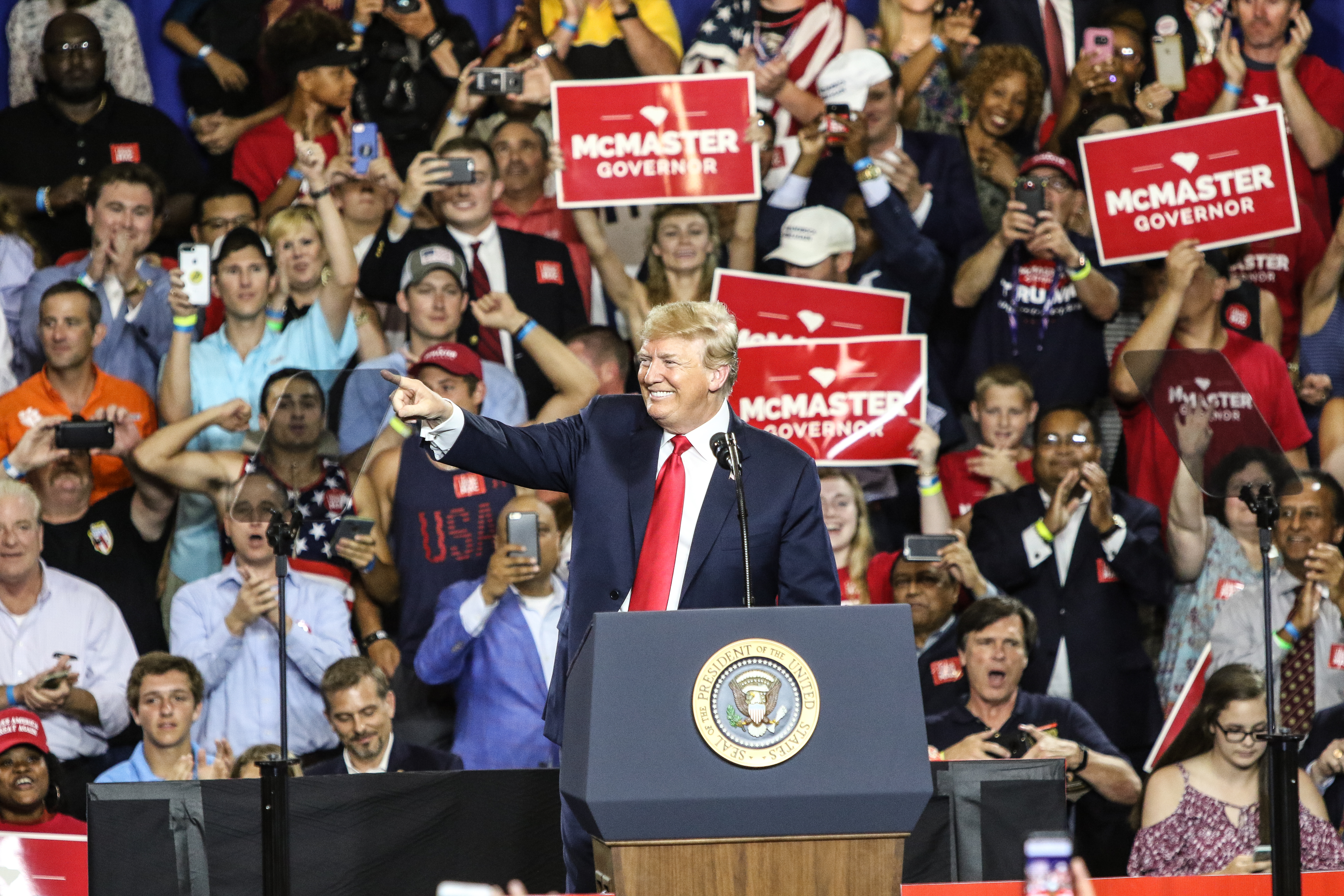 Donald Trump stumps for Henry McMaster images-1050