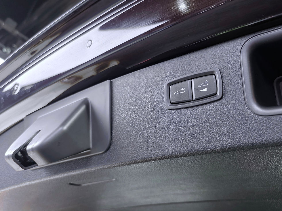 縮圖：2017 PORSCHE MACAN S