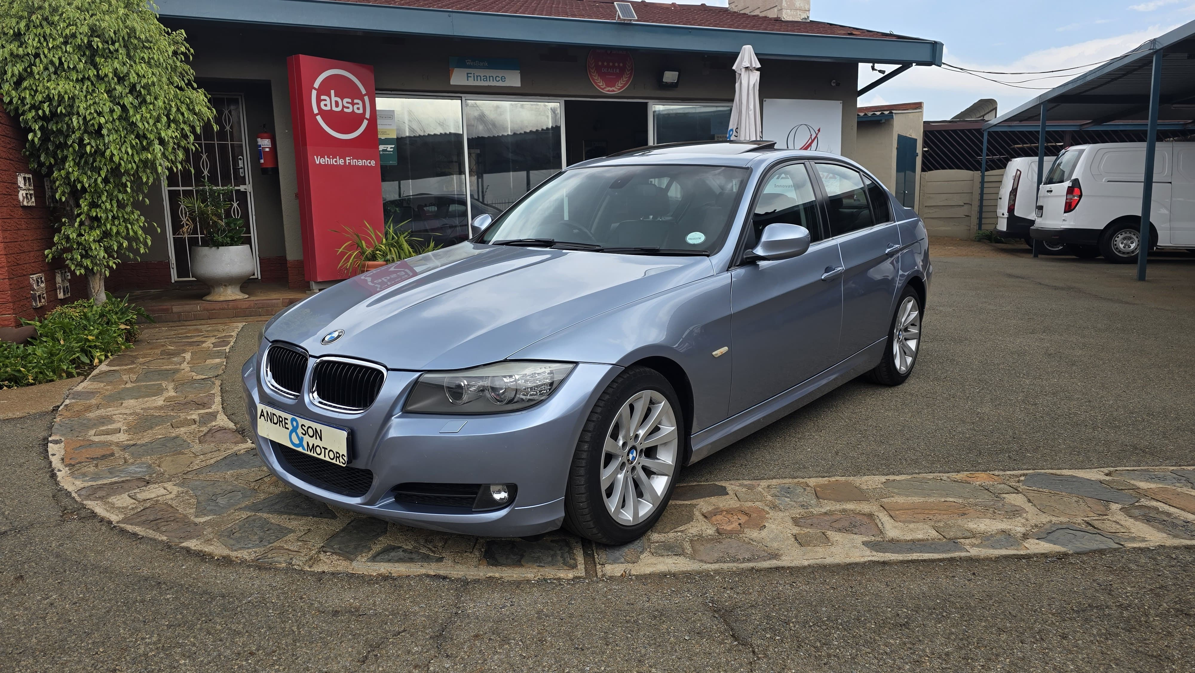 2012 BMW 3 Series 320d (E90)