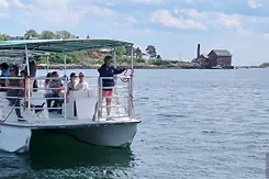 Gloucester-Harbor-Water-Shuttle-Tour-image-1.webp