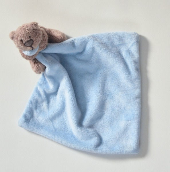 Bear comforter. 26cm square. Plain pale blue.