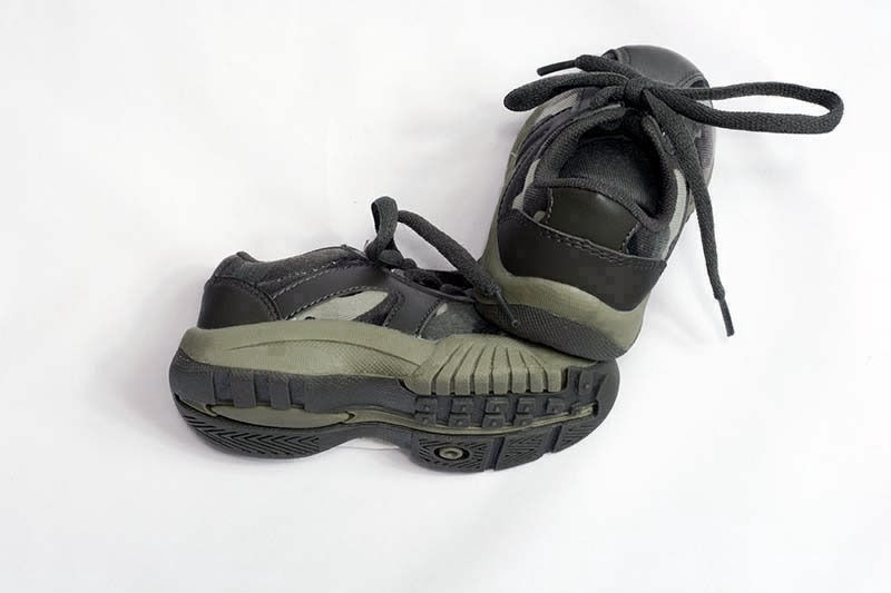 Thumbnail: Camouflage design. Lace fastening.
