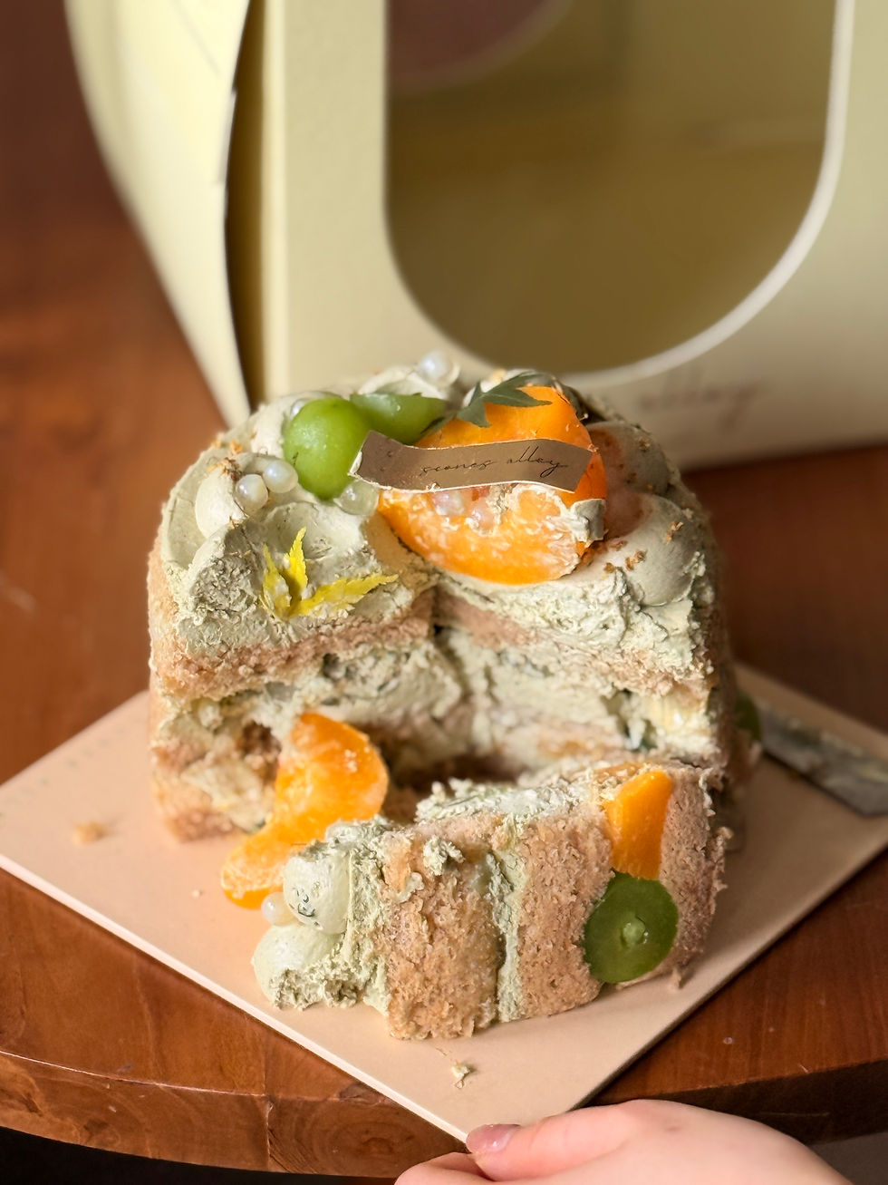 Thumbnail: Four Seasons Peach Muscat