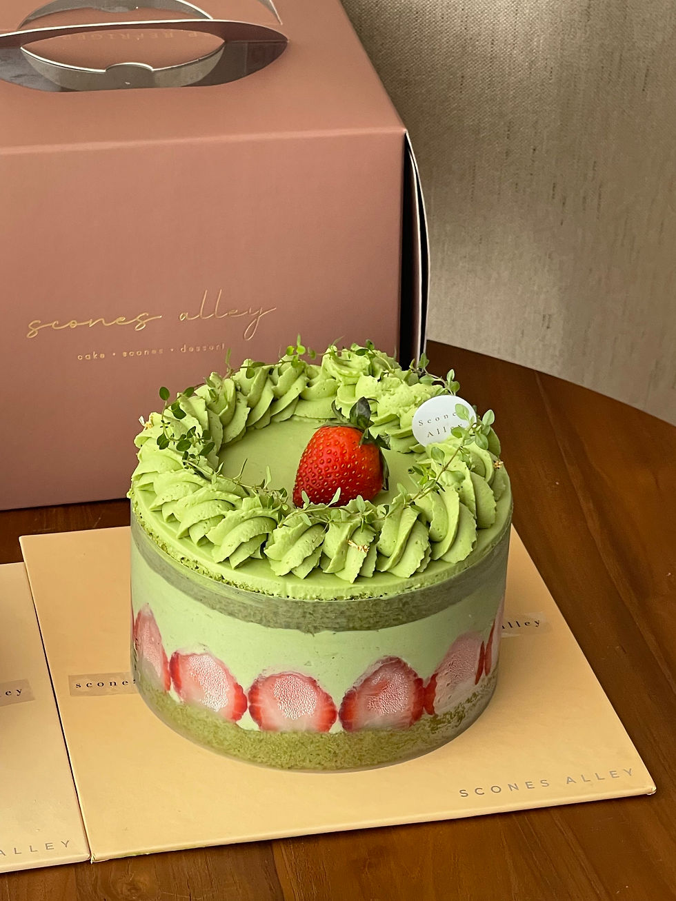 Matcha and Strawberry 말차 딸기