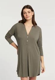 Thumbnail: Fleurt Dolman 3/4 Sleeve Nightshirt