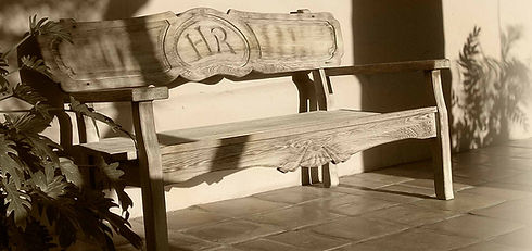 Life's Circle Jim Lauder Celebrant Vancouver BCbanner_bench_edited.jpg