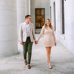 A classy engagement session at The Ohio Statehouse downtown Columbus