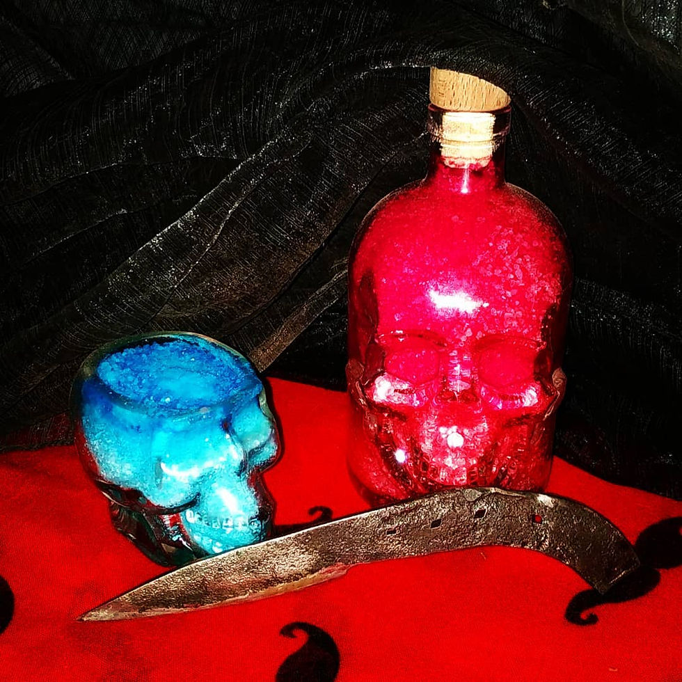 Couteau fer à cheval.