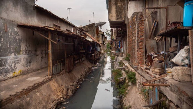 Índices de infraestrutura no Brasil reforçam dificuldade para alcançar a universalização do saneamento no país
