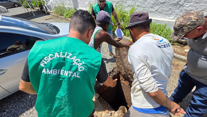 Semurb notifica condomínio residencial por descarte irregular de efluentes