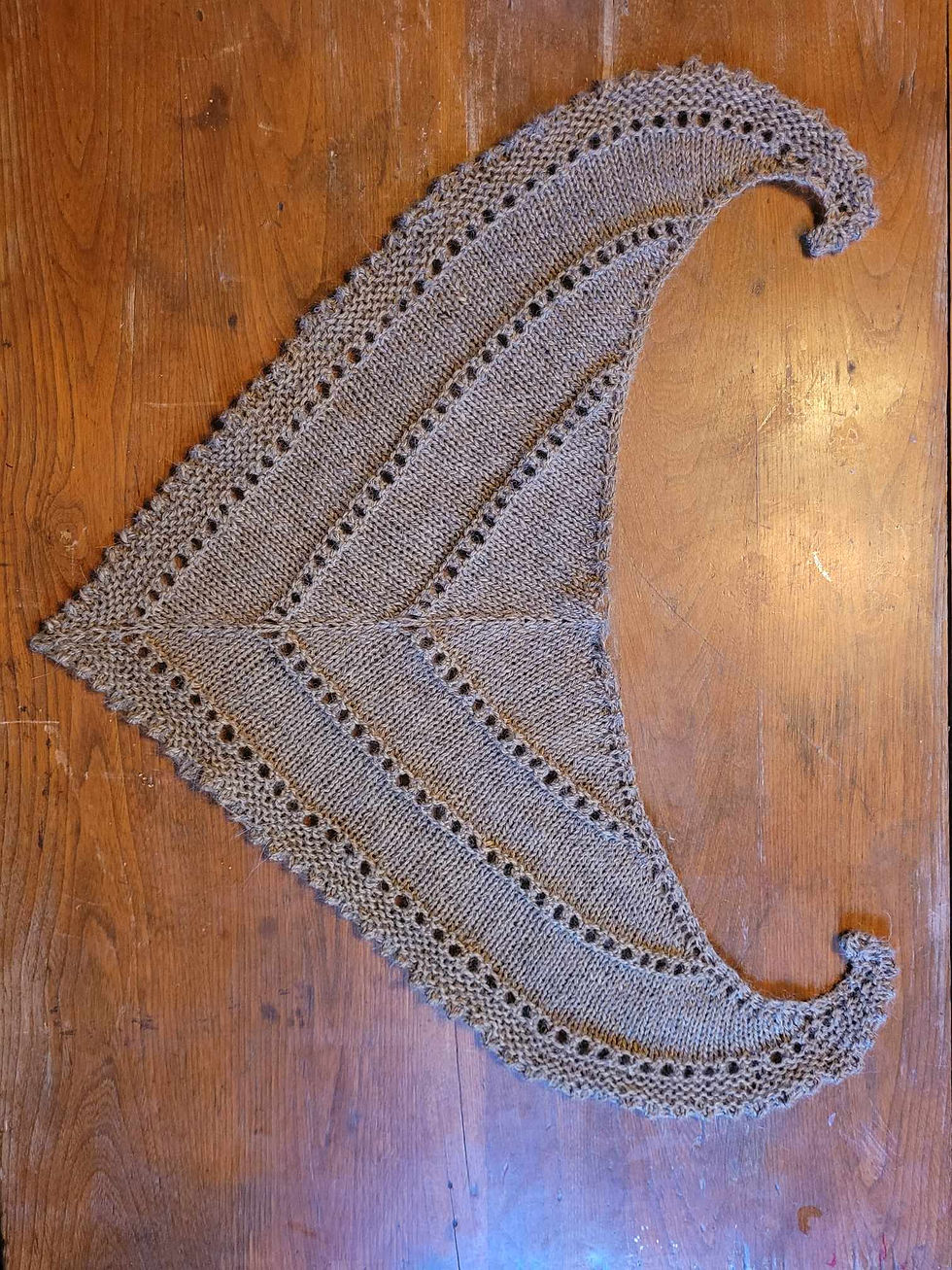 Thumbnail: Fiddlehead Bandana Knitting Pattern *digital download