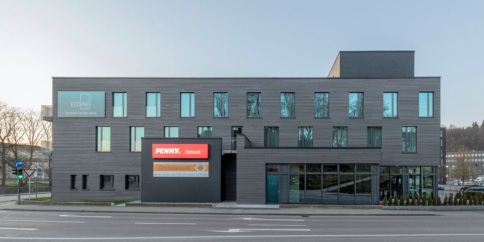 Merz Objektbau Projektentwicklung Architektur Heidenheim Brenzpark Kanalstrasse Mixed Use Einzelhandel Hotel Außenansicht Fotografie