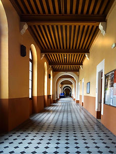 181026-Ecole St Joseph -Couloir.jpg