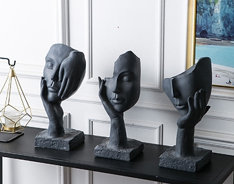 Nordic Resin Face Sculpture