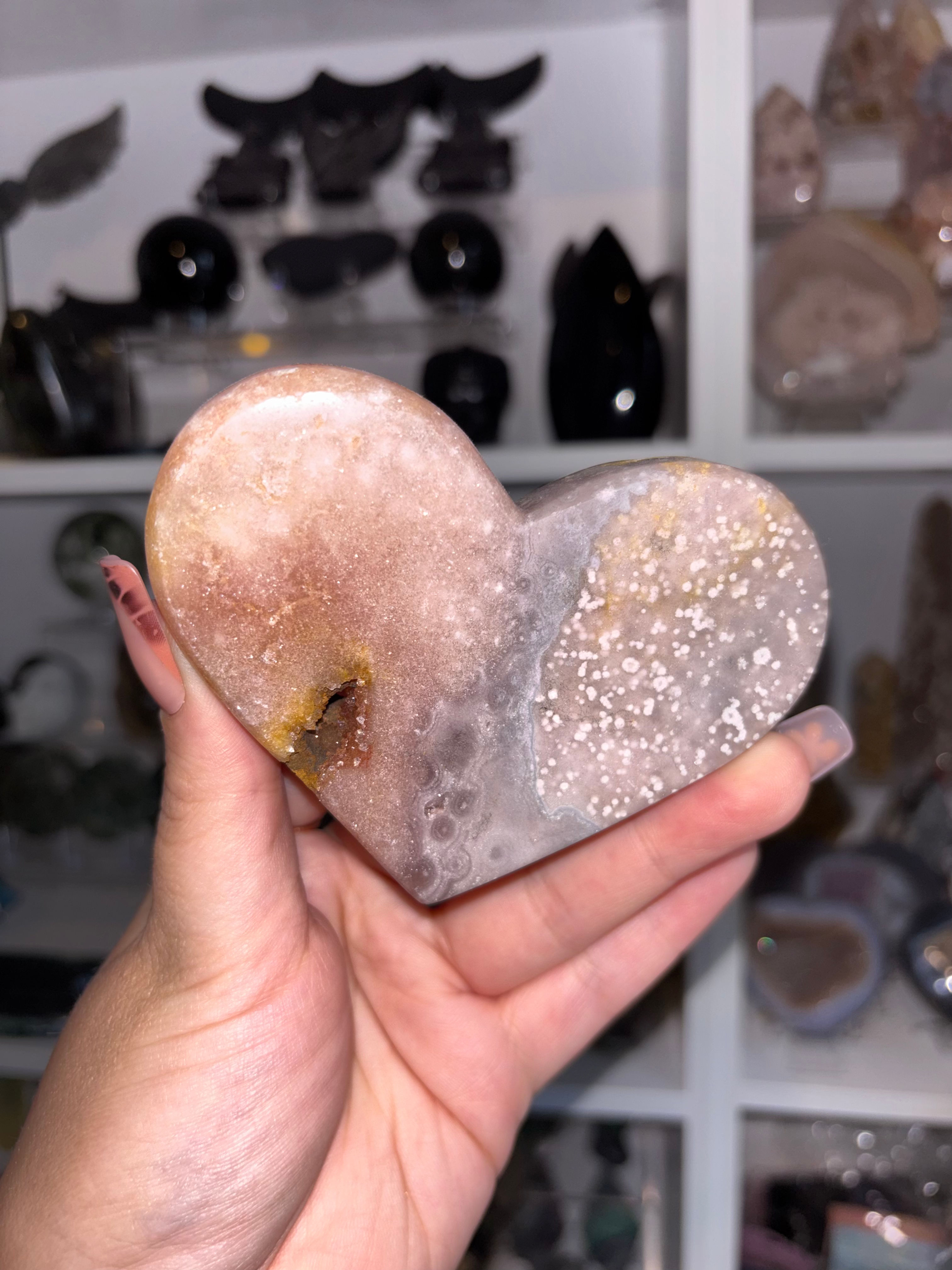 Pink Amethyst heart (comes with acrylic stand) 