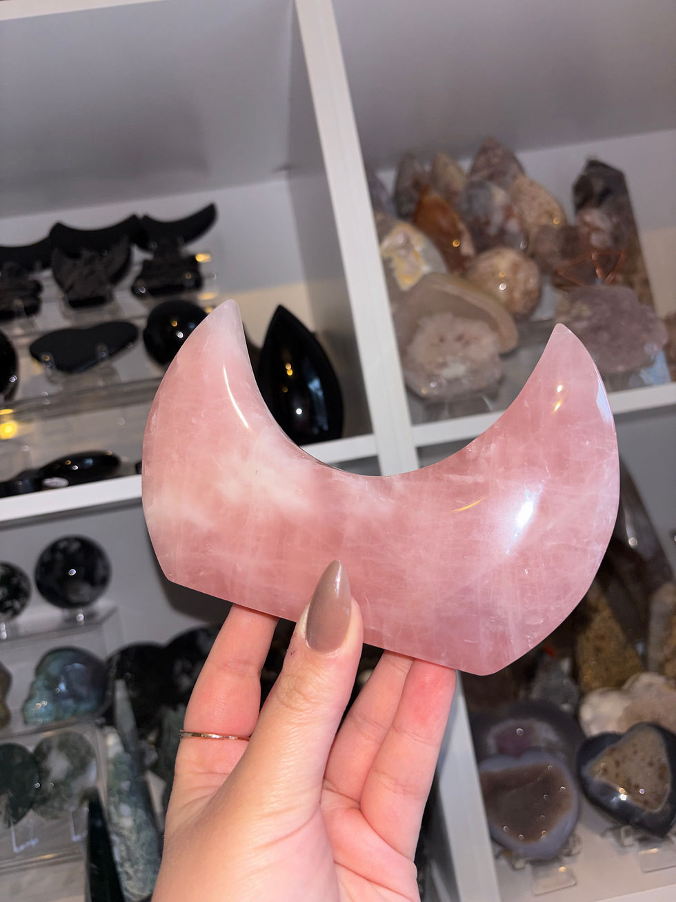 Thumbnail: Rose Quartz crescent moon with flat base 