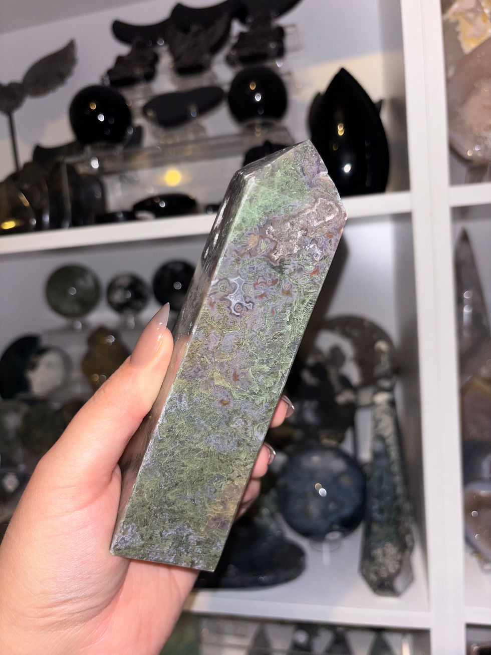 Thumbnail: Moss Agate tower 