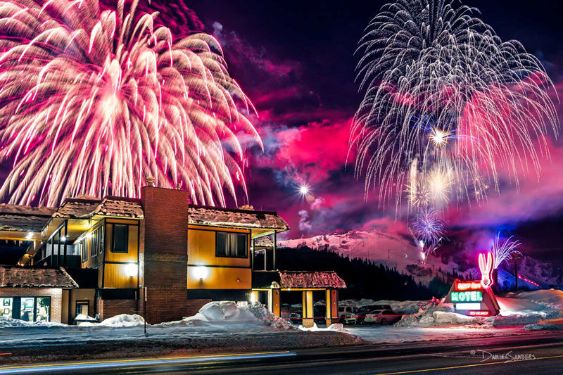 Daniel Sanders-case-studies-Rabbit-ears-motel--fireworks.jpg
