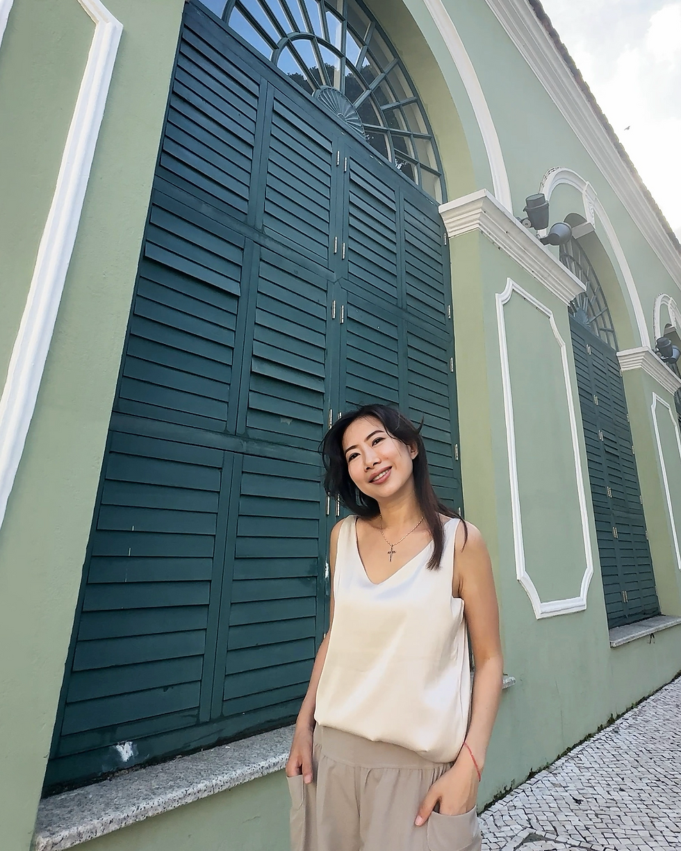 Midlife Romance is a Meticulous Calculation