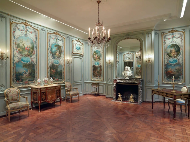 She transformed the interiors of her wealthy clients' homes from dark, heavily curtained spaces into light, intimate environments featuring fresh colors and 18th-century French furniture.